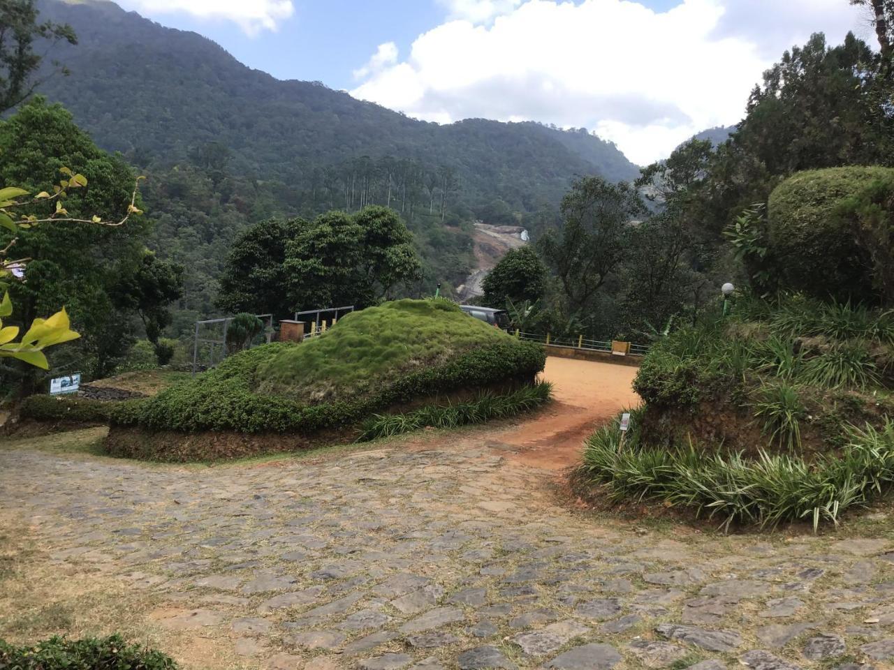 Wild Elephant Eco Friendly Resort Munnar Bagian luar foto
